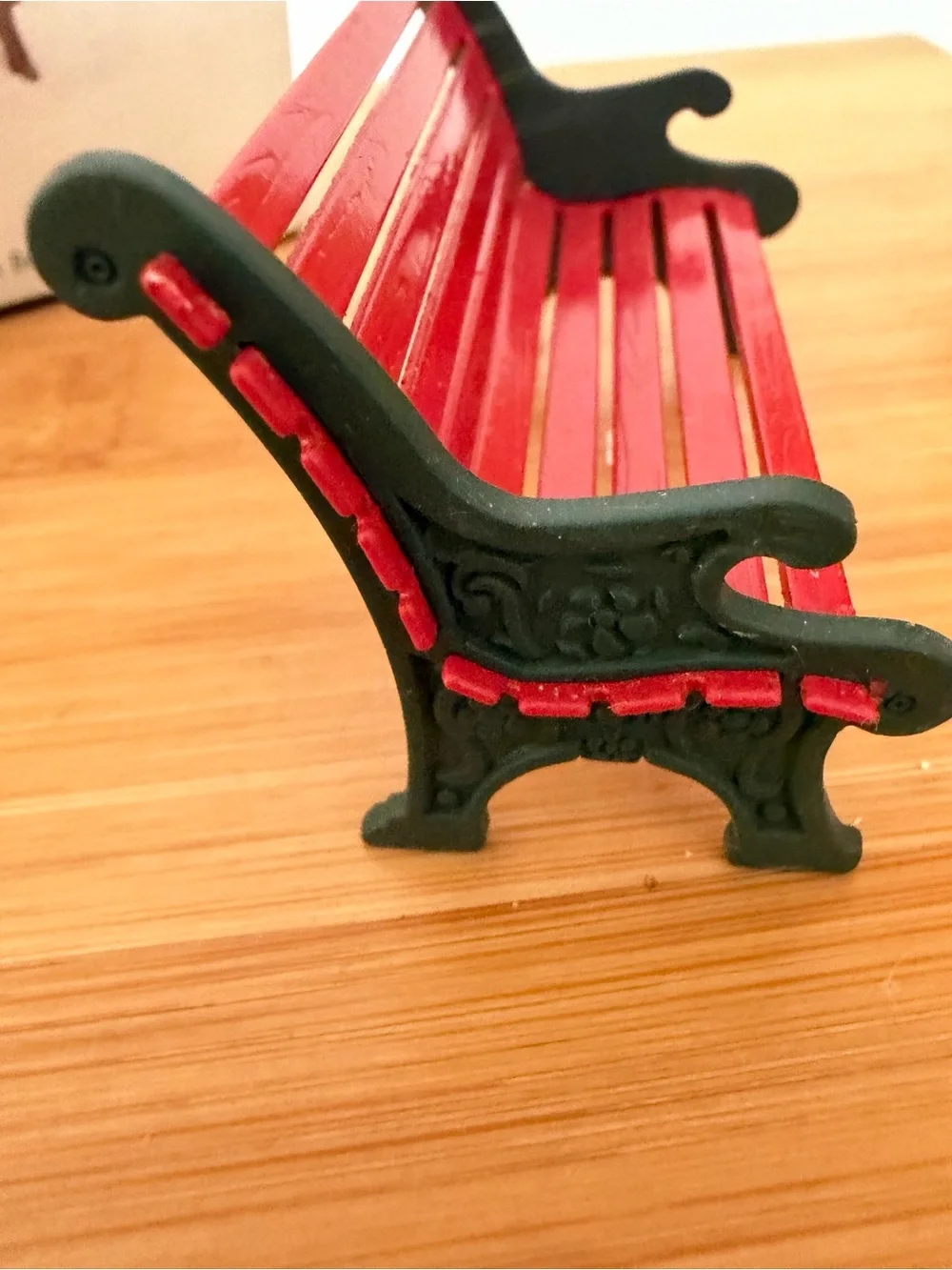 Vintage Department 56 Miniature Red Wrought Iron Park Bench Green Sides. 1999
